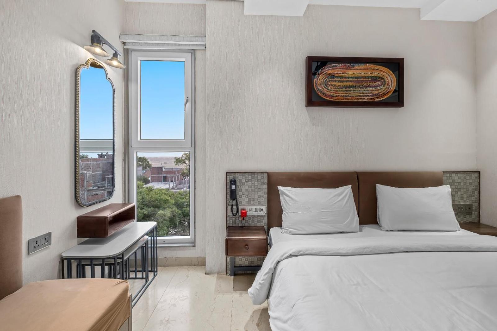 Hotel Hari Om Residency 800 Meters From Ram Mandir Ayodhya Esterno foto